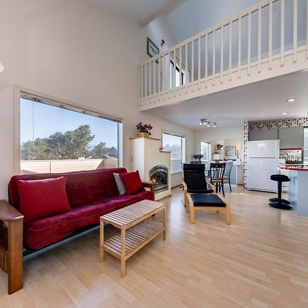 Coastal Dream Villa Depoe Bay Bagian luar foto