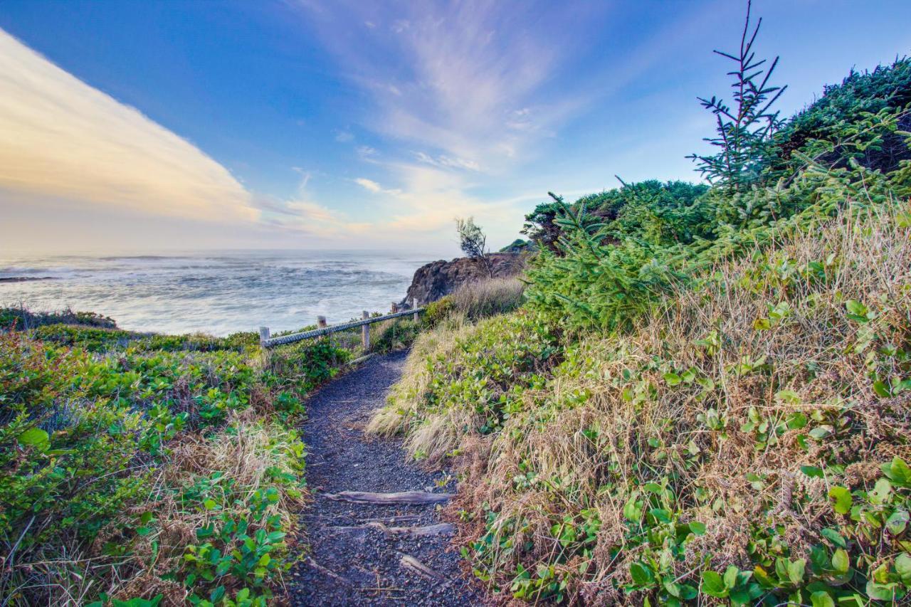 Coastal Dream Villa Depoe Bay Bagian luar foto